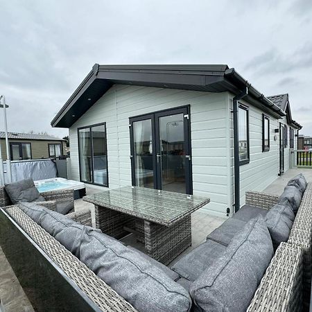 Golden Anchor - The Oakland Lodge - Coastal Caravan Breaks Chapel Saint Leonards Eksteriør bilde