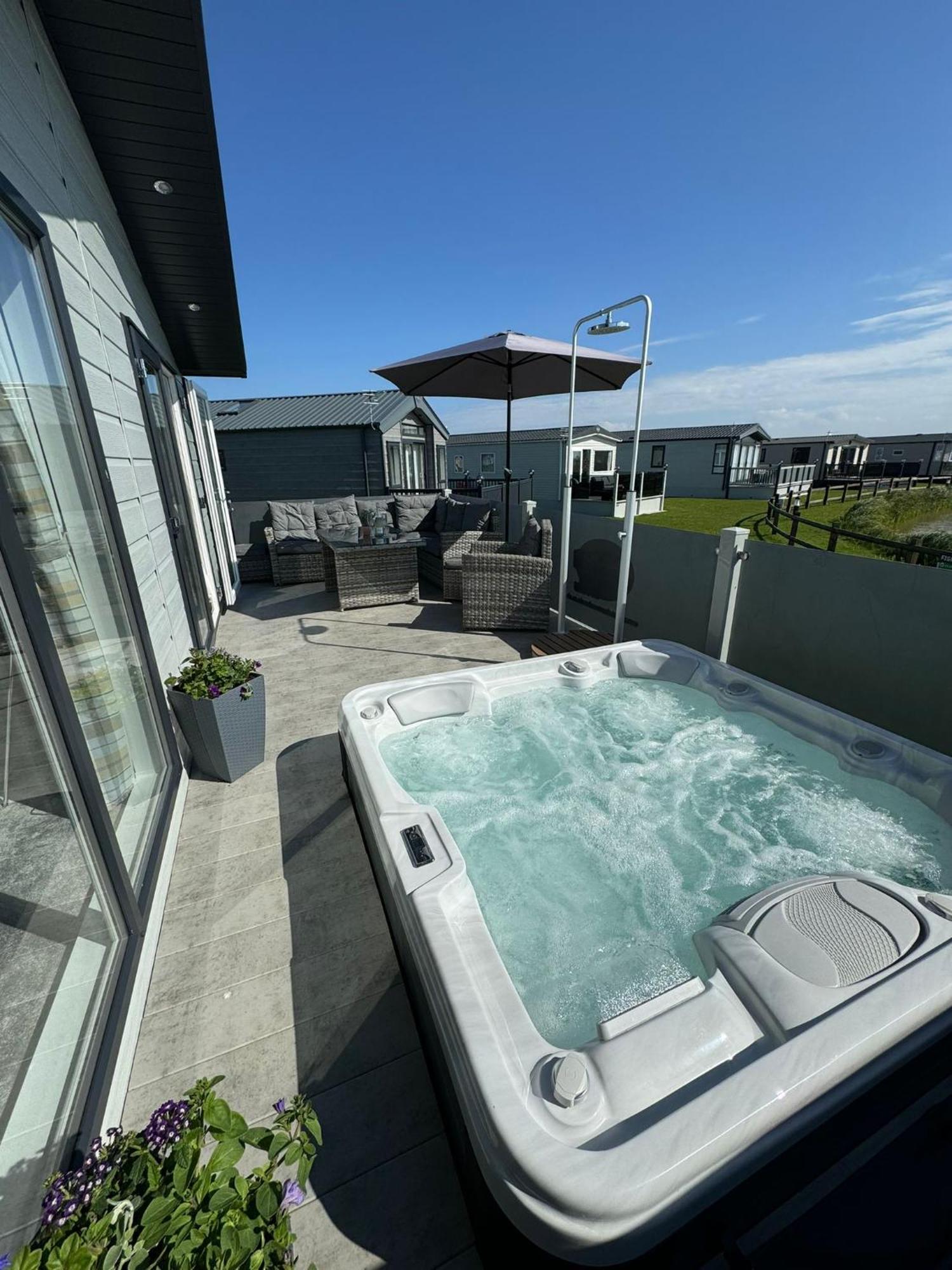 Golden Anchor - The Oakland Lodge - Coastal Caravan Breaks Chapel Saint Leonards Eksteriør bilde